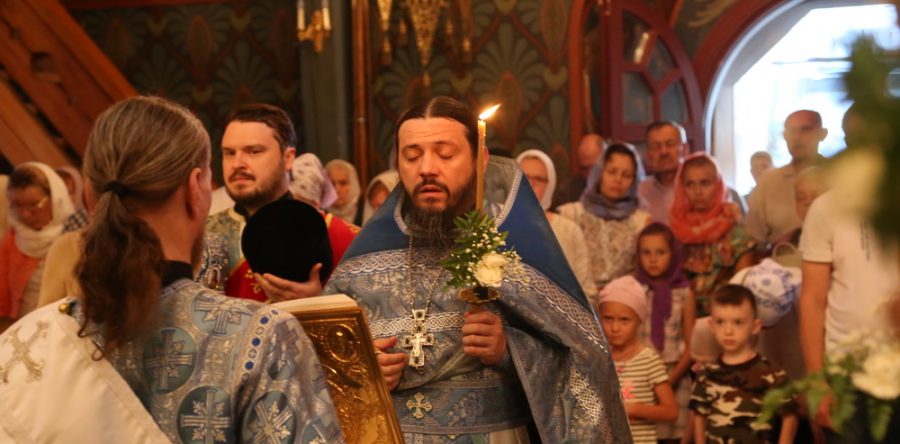 Всенощное бдение накануне праздника Успения Пресвятой Богородицы