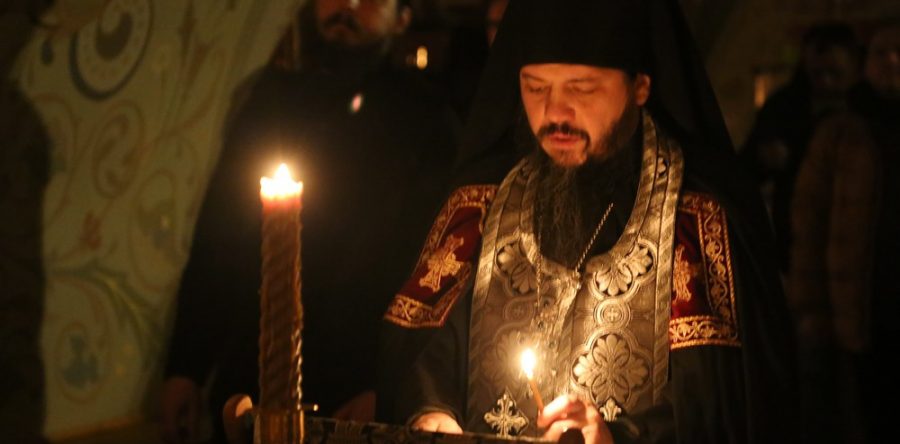 Чтение Великого Покаянного Канона преподобного Андрея Критского.