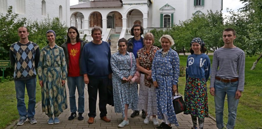 Студенты государственного художественного института имени В.И.Сурикова