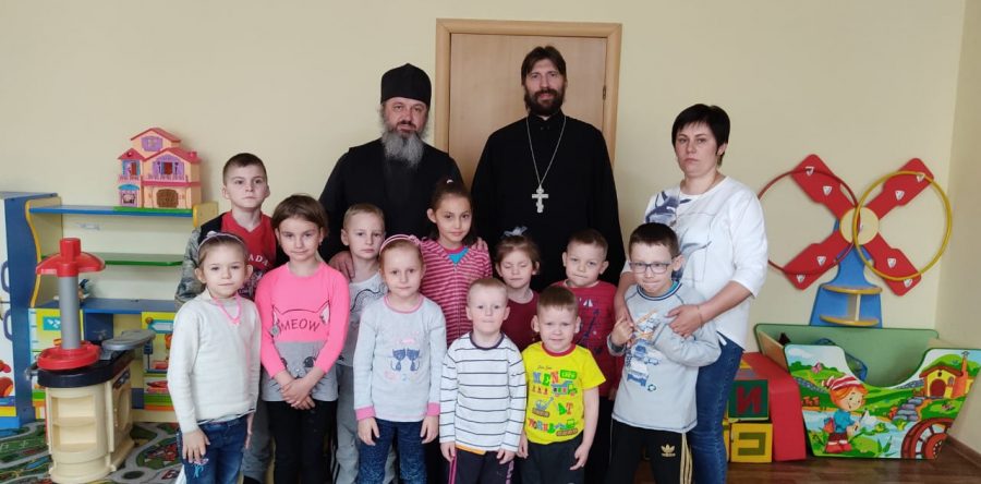 Праздничное богослужение в Спасском храме села Ивашково