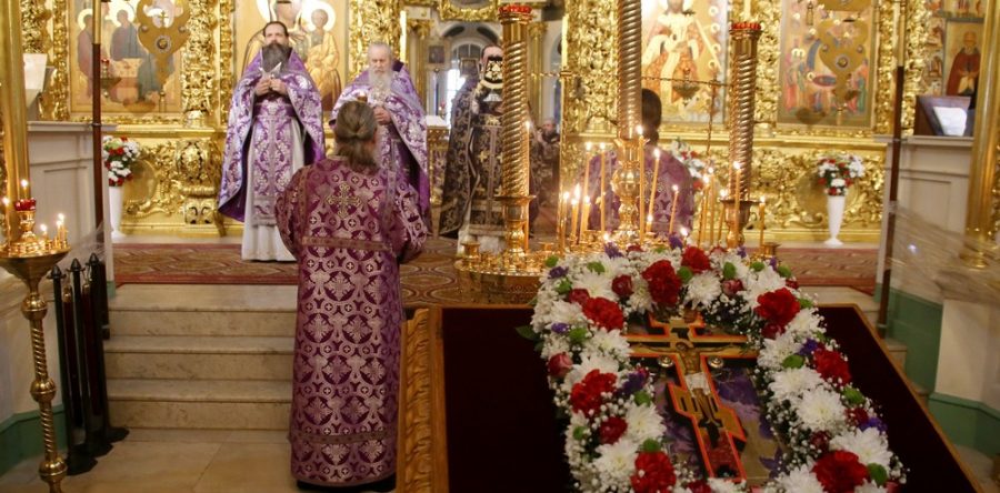 Воздвижение Честного и Животворящего Креста Господня