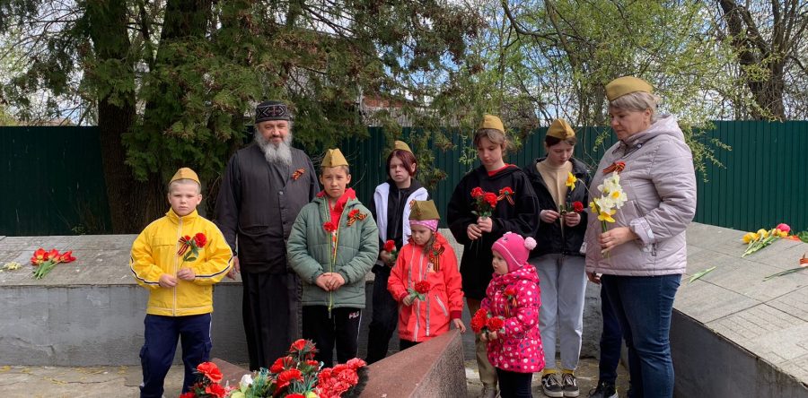 День Победы и подшефная молодежь