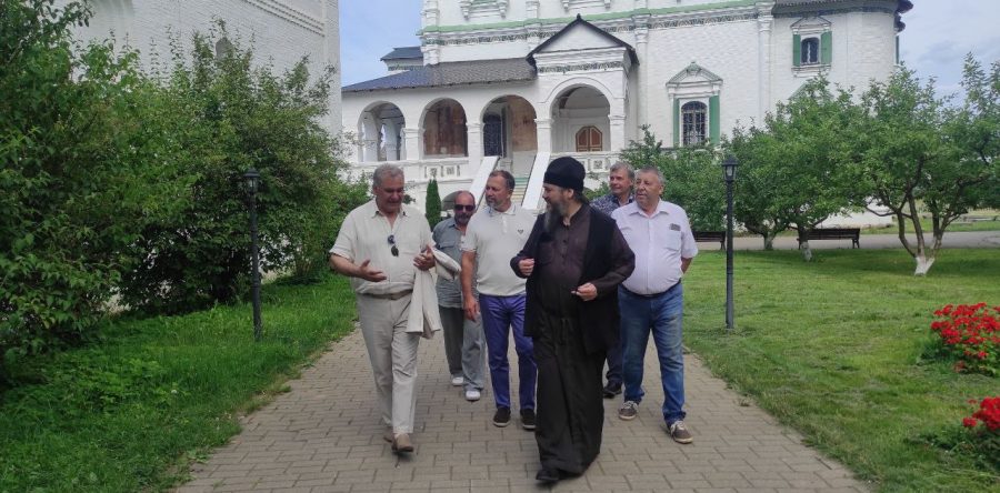 Развитие садоводства и селекционной работы в обители