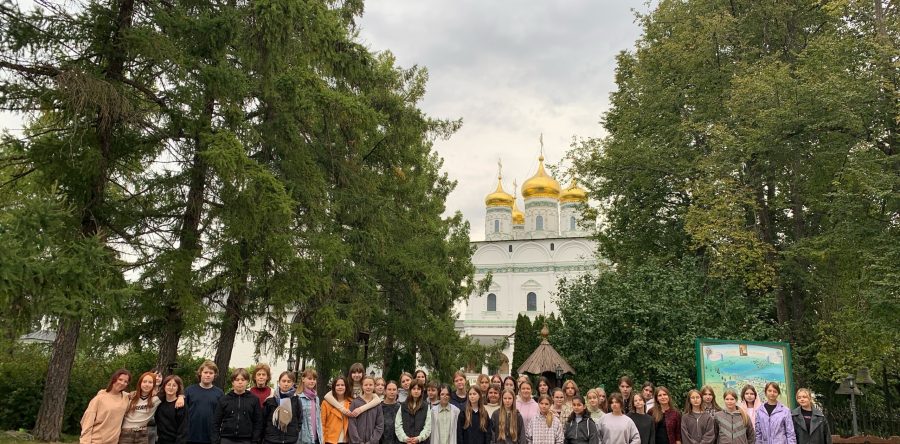 Учащиееся Детской художественной школы имени В.А.Серова