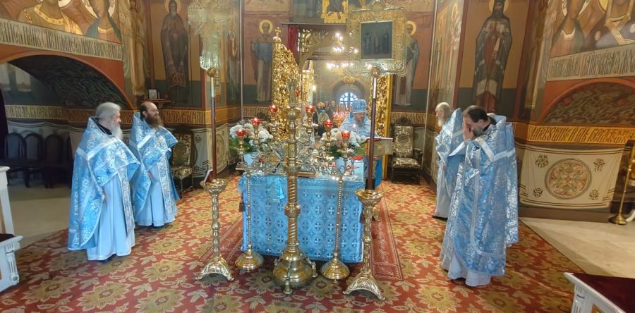 Покров Пресвятой Богородицы