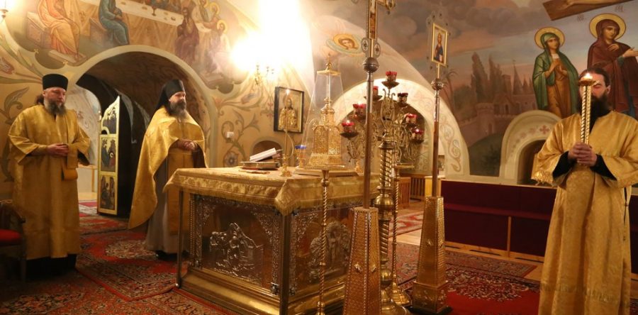 Новогодний молебен