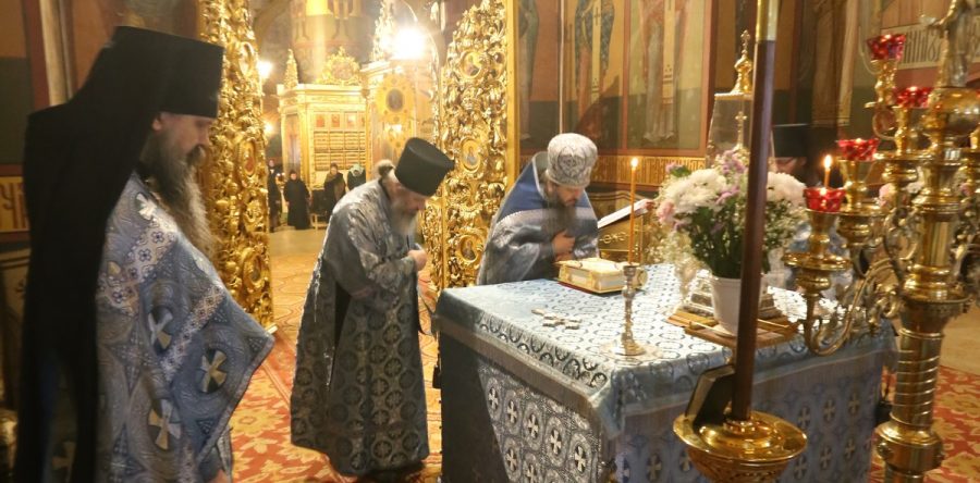 Введение во Храм Пресвятой Владычицы нашей Богородицы