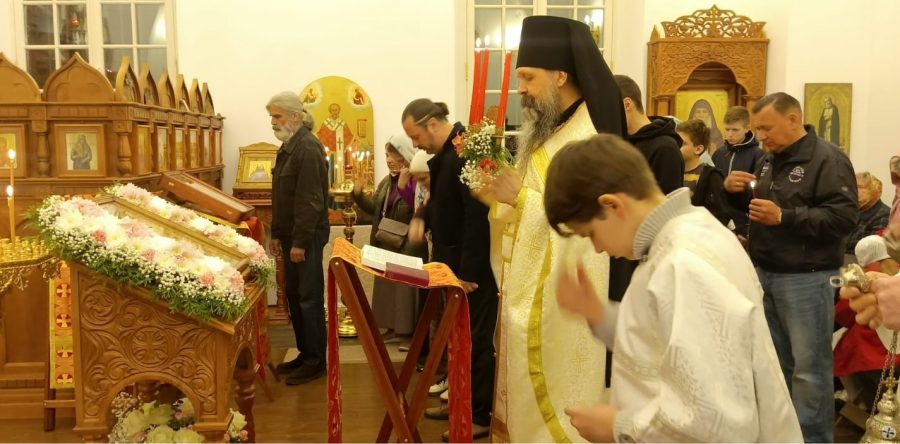 Первая Пасха в восстановленном храме на монастырском Скиту