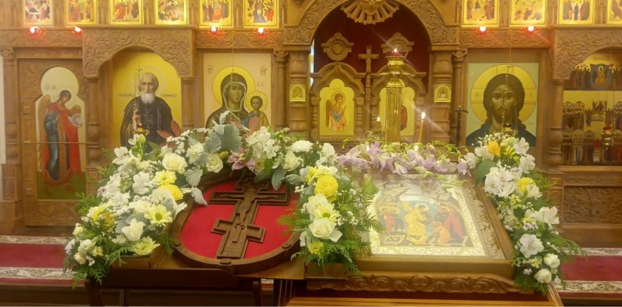 Воскресная Литургия на монастырском скиту