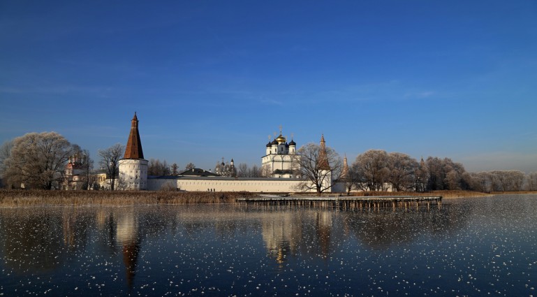 Открыта горячая линия социальной помощи