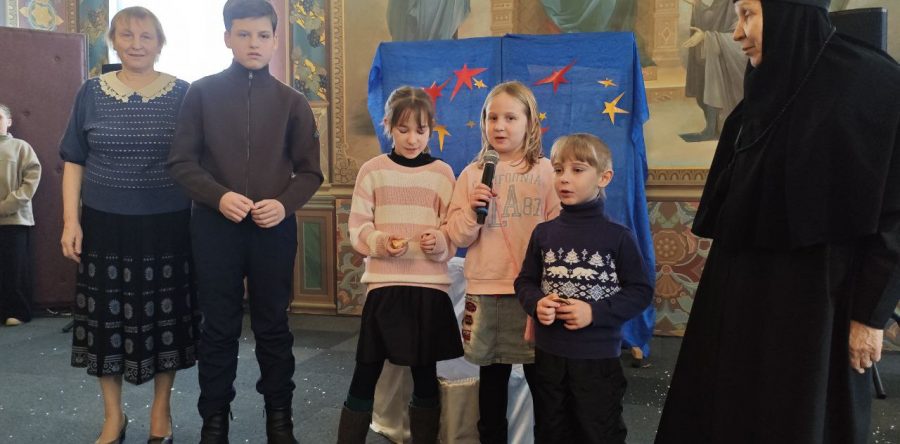 Поздравление от Воскресной школы