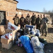 Гуманитарная помощь в зону боевых действий