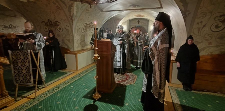 Великий Пяток. Царские Часы.