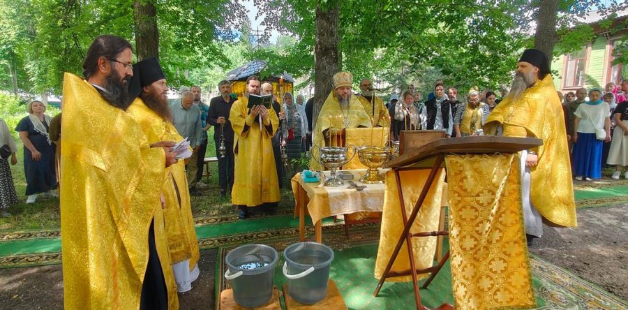 Неделя Всех Святых